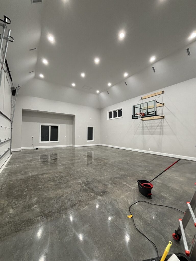 Post-Construction Clean Custom Garage